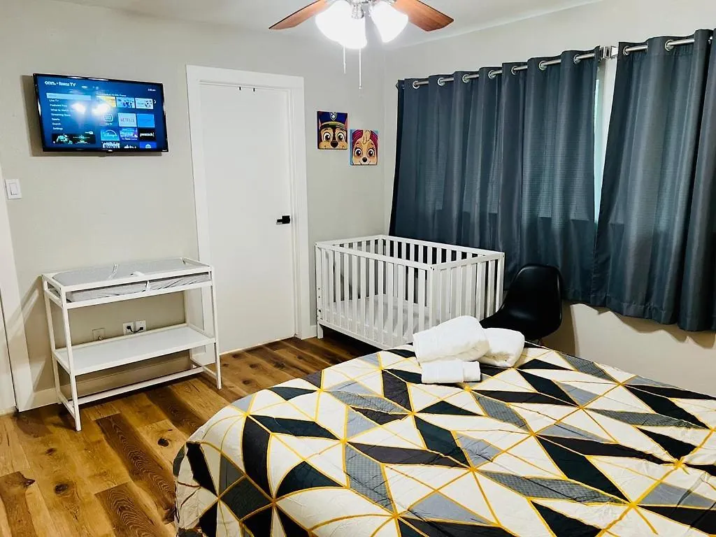 Semesterbostad House 3-Bed 2,5-Bath Free Parking With Washer Dryer Inside The Woodlands