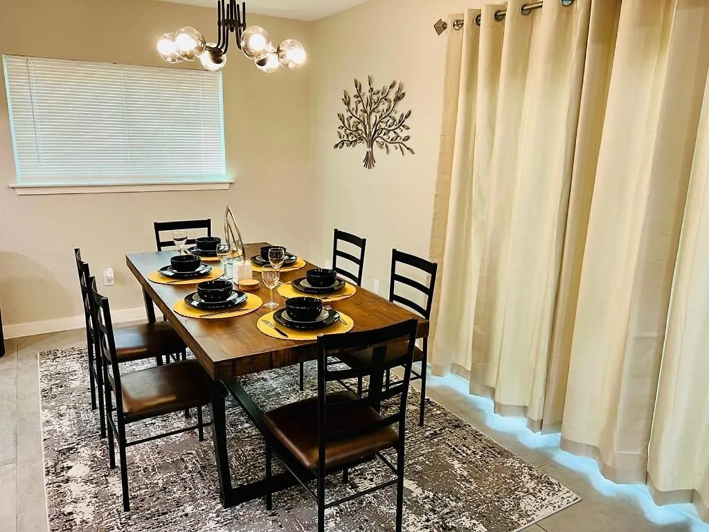 House 3-Bed 2,5-Bath Free Parking With Washer Dryer Inside The Woodlands