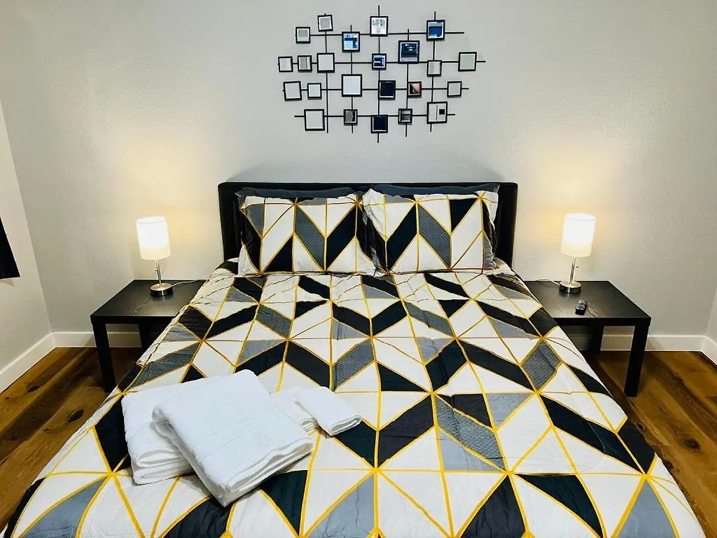 House 3-Bed 2,5-Bath Free Parking With Washer Dryer Inside The Woodlands USA