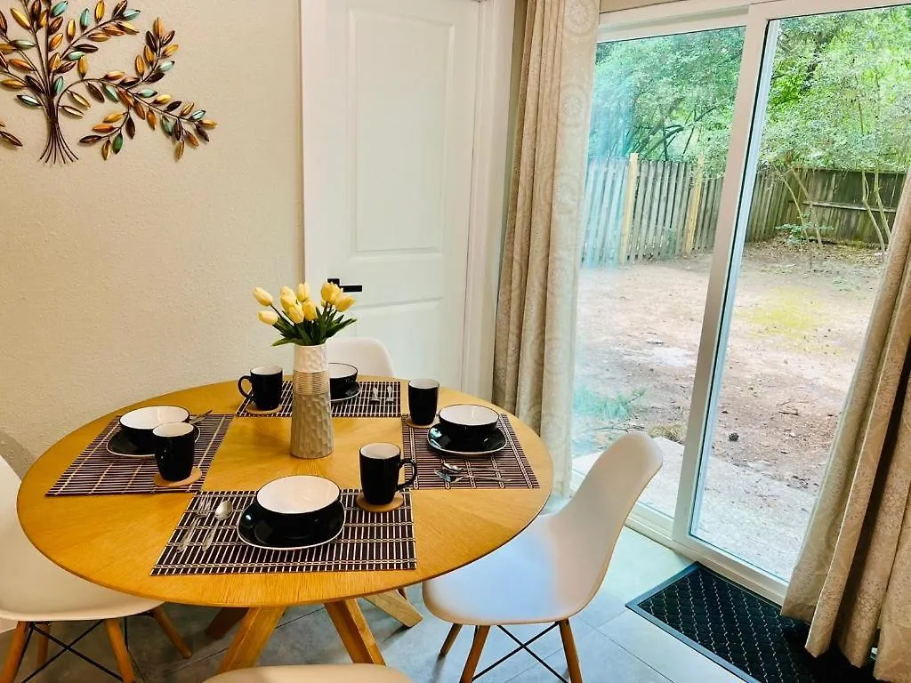 House 3-Bed 2,5-Bath Free Parking With Washer Dryer Inside The Woodlands USA