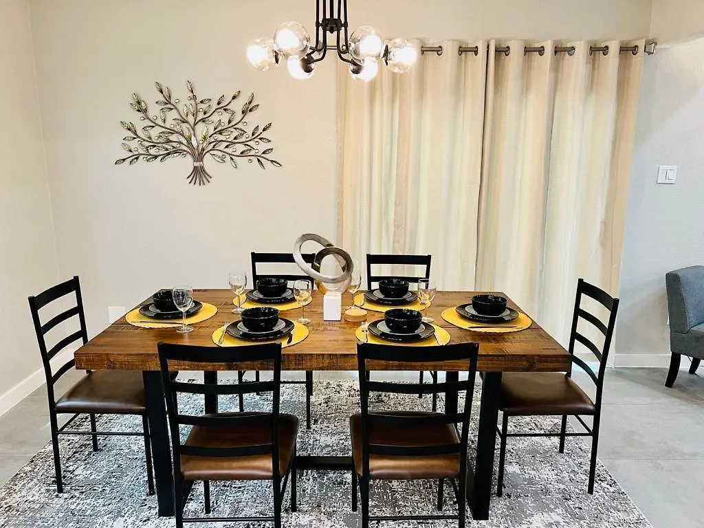 House 3-Bed 2,5-Bath Free Parking With Washer Dryer Inside The Woodlands